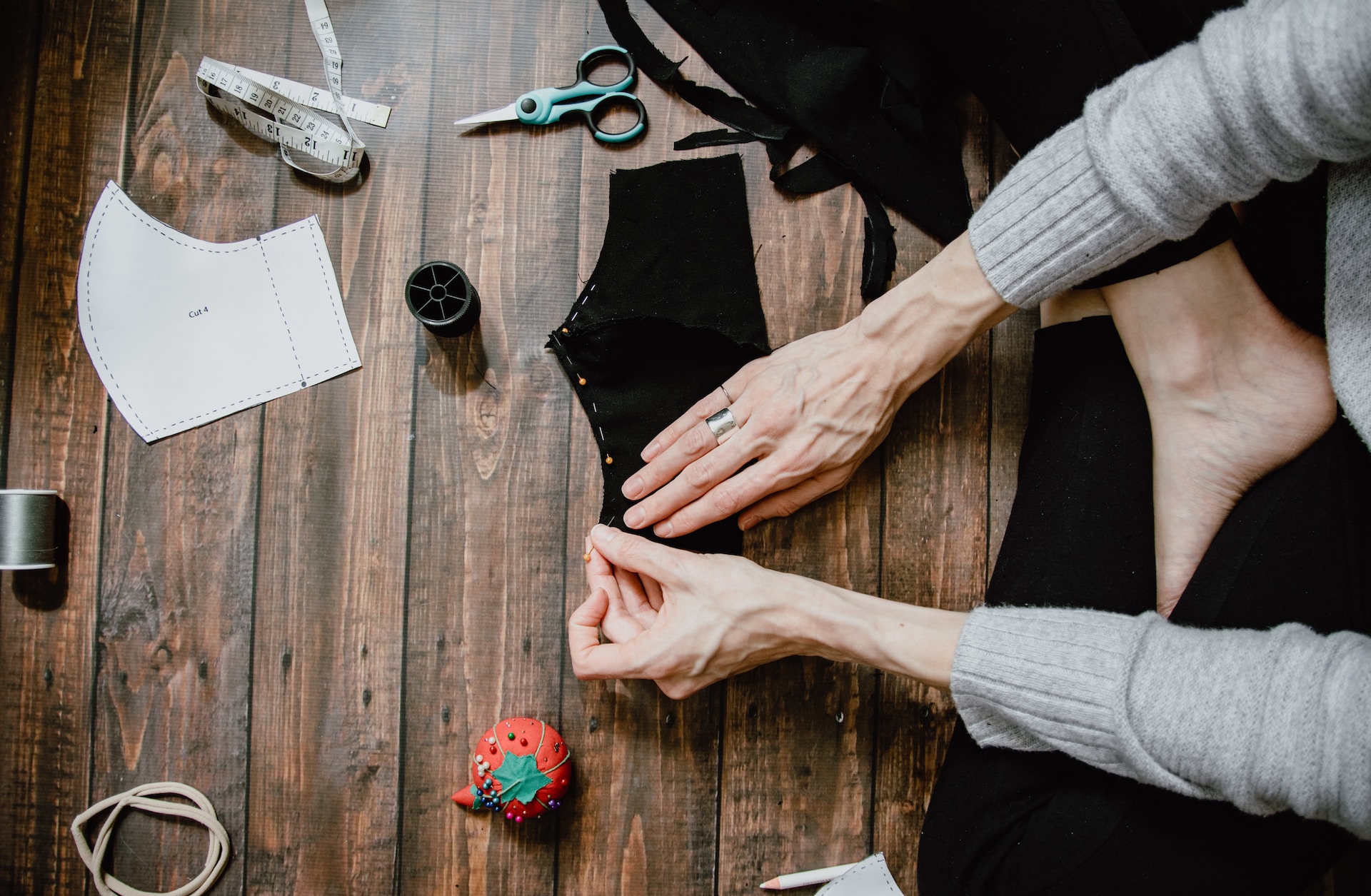 Tipos básicos de puntadas para coser a mano: Descubre cómo usarlos tipos-basicos-de-puntadas-para-coser-a-mano-descubre-como-usarlos